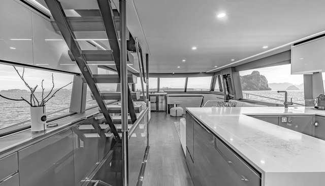 BIG MAMA yacht for sale 24