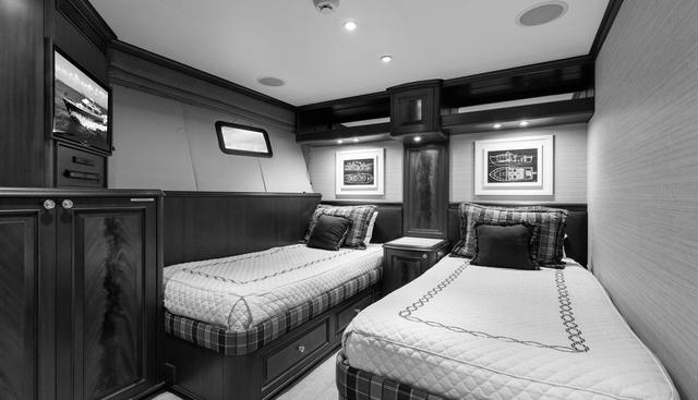 STARLIGHT yacht for sale 25