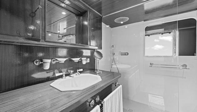 DAYLAMI yacht for sale 24