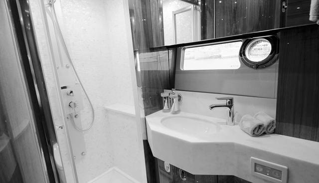 DASHING WAVE yacht for sale 30