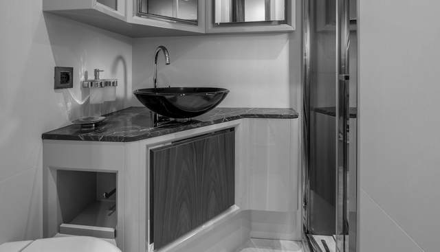 PURA VIDA yacht for sale 44