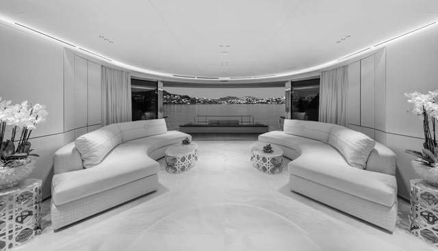 CONFESSA yacht for sale 9