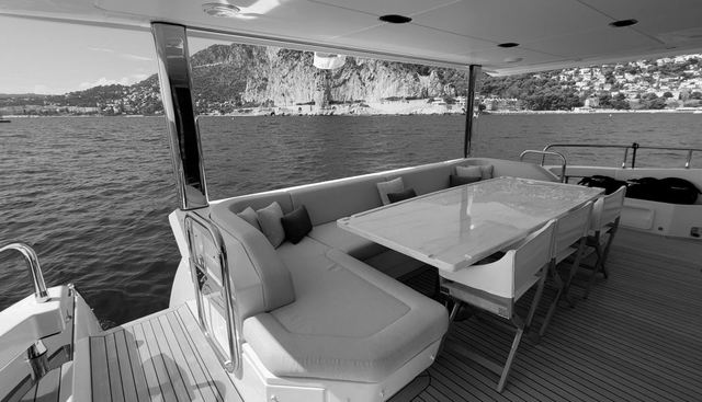 CHILLIN' yacht for sale 4