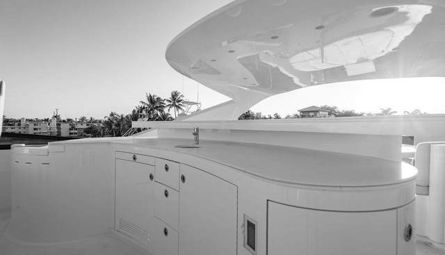 TRUE NORTH yacht for sale 47