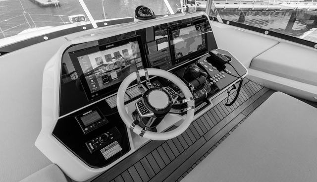 3042568 yacht for sale 15