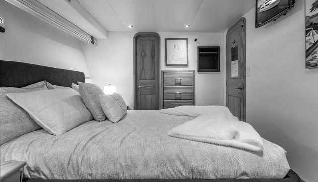 Three Blessings yacht for sale 84