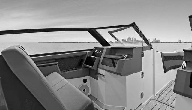 Pat-Glo yacht for sale 34