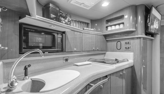 QUARANTINE yacht for sale 25