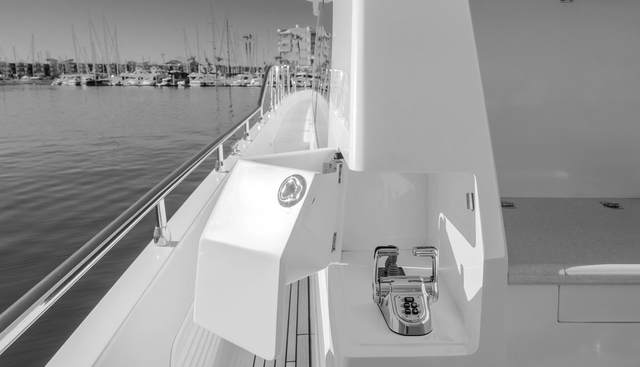 MALOU yacht for sale 43