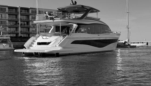 Y80018 yacht for sale 10