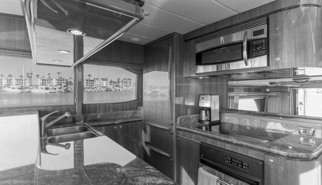 MALOU yacht for sale 17