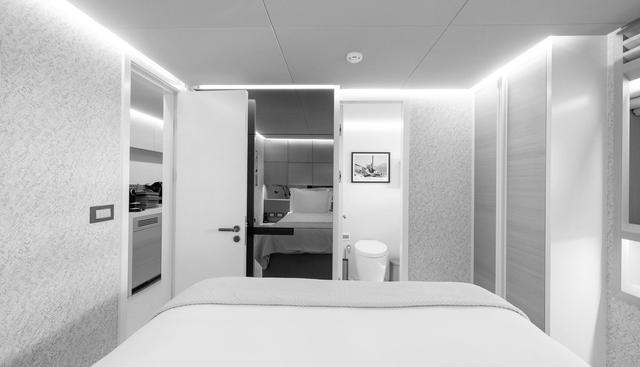 EVELYN P yacht for sale 44