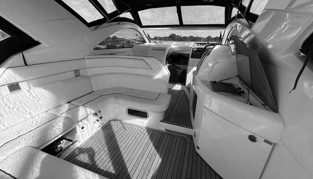Fairline Targa 38 yacht for sale 9