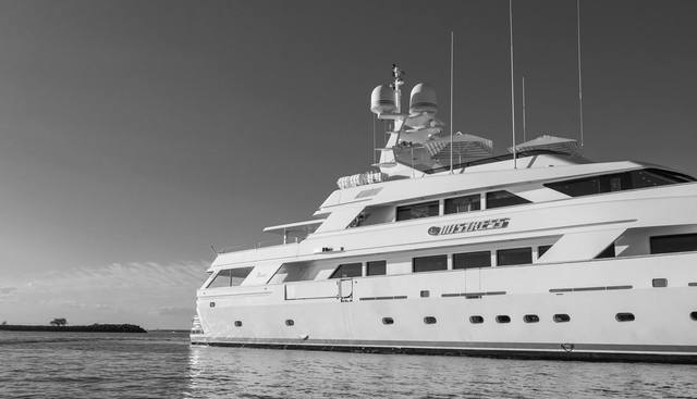 MISTRESS yacht for sale 40