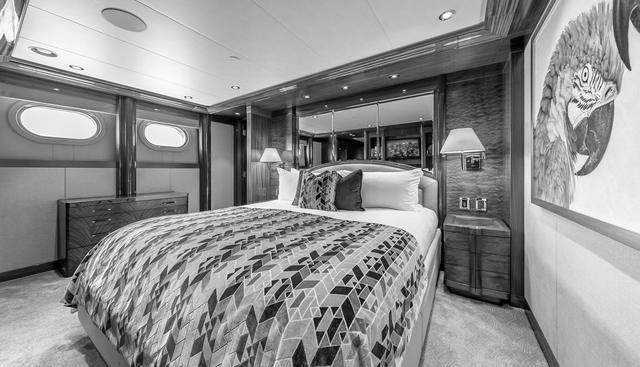 VALINOR yacht for sale 32