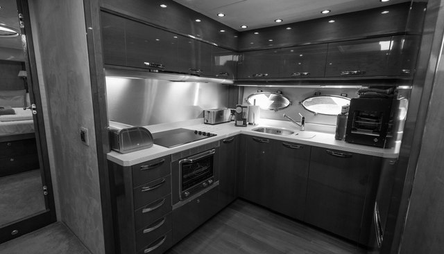 Cappuccino II yacht for sale 28