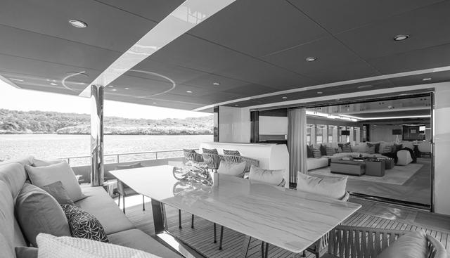 37XP-17 yacht for sale 25