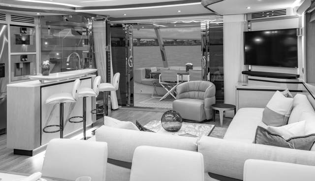 AQUILA 70 yacht for sale 53