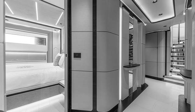 VAYUS yacht for sale 17