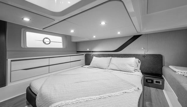 SUNTASTIC yacht for sale 35