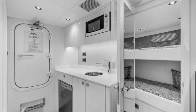 95 YACHT yacht for sale 82