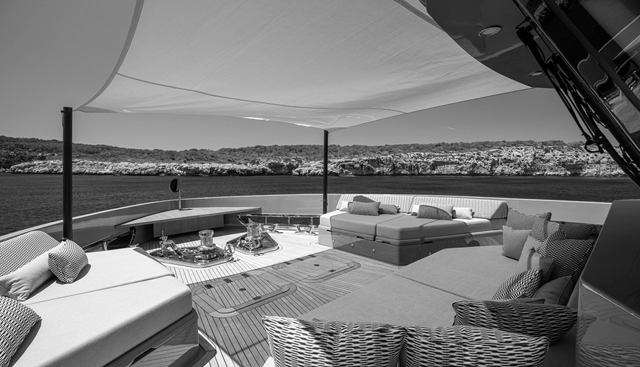 37XP-17 yacht for sale 20