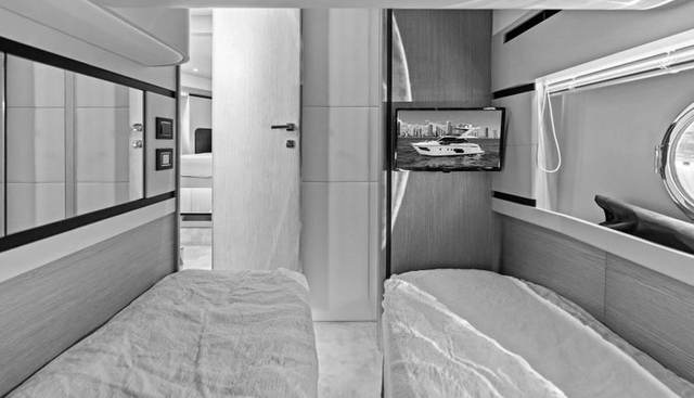 EMERALD yacht for sale 42