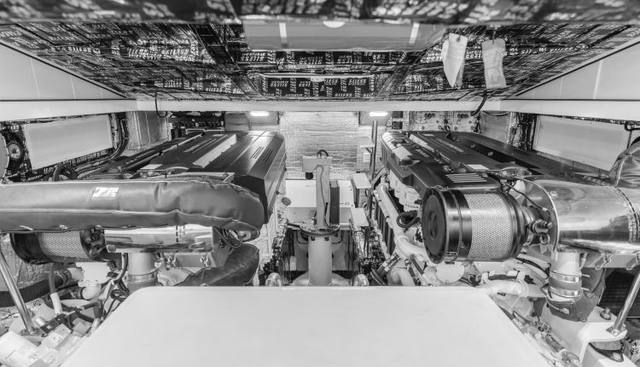 Commodore Two yacht for sale 63