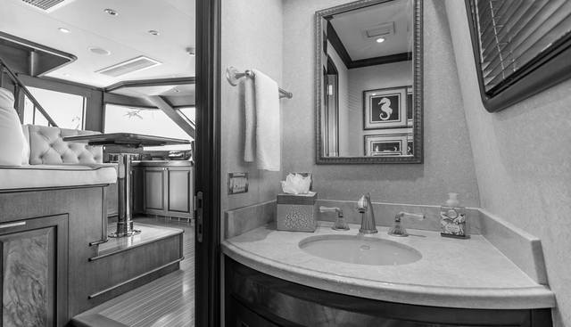 STARLIGHT yacht for sale 32