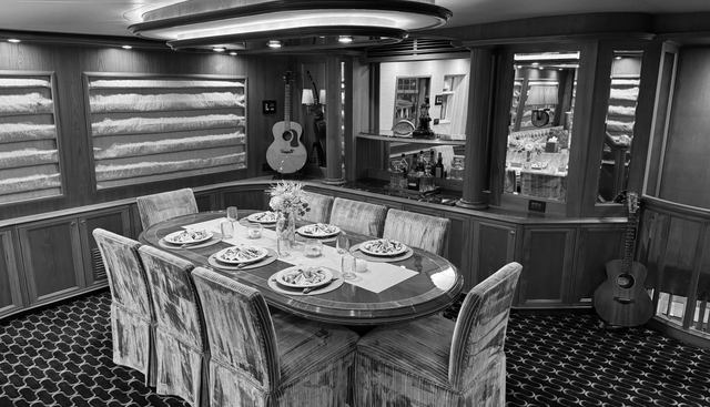 COLUMBUS yacht for sale 10