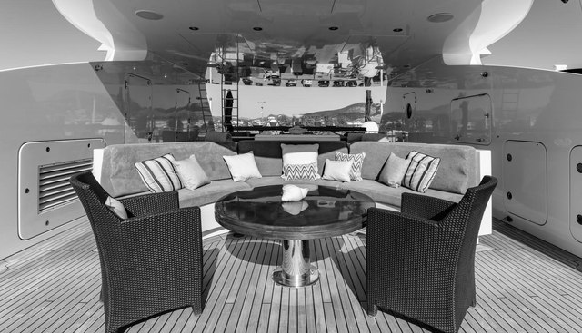 RARE FIND yacht for sale 9