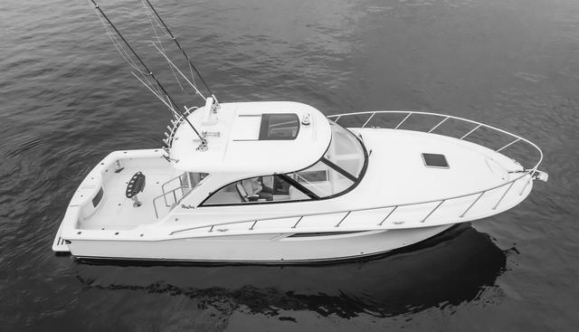 Commodore Two yacht for sale 30