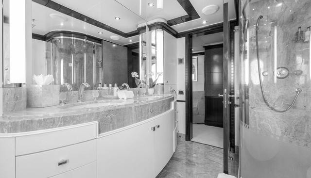 JAGUAR yacht for sale 24