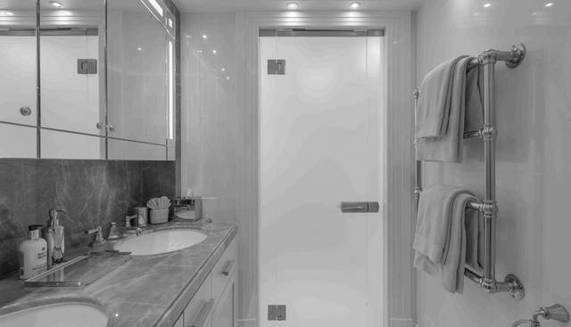 AURORA yacht for sale 32