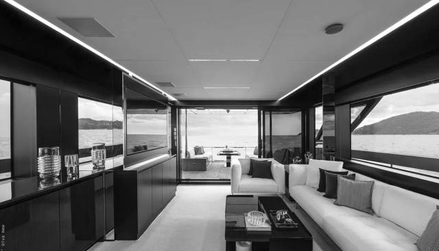 RIVA DIVA yacht for sale 13