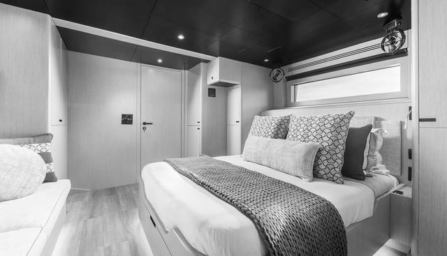 VANGUARD yacht for sale 19