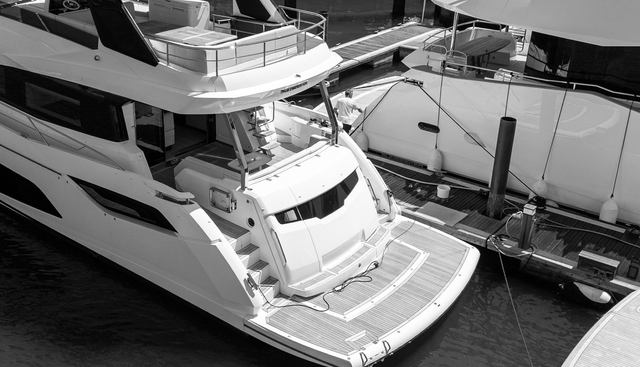 3042568 yacht for sale 10