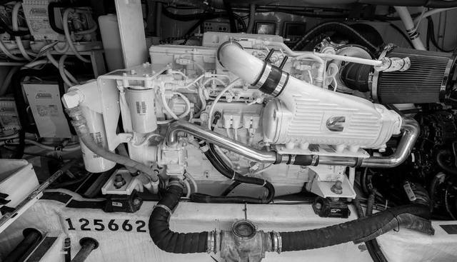 PINCH ME yacht for sale 52