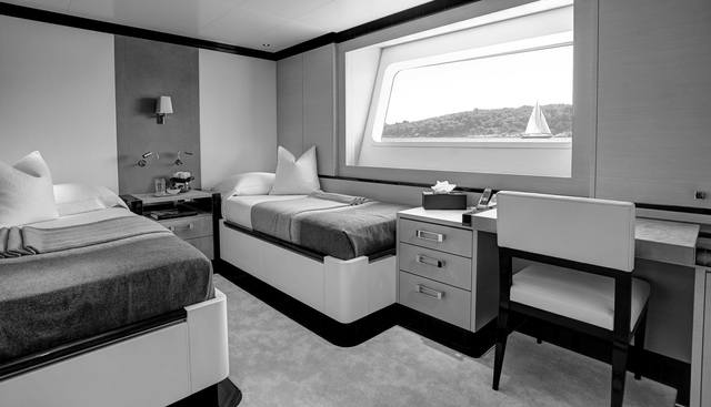 EXCELLENCE V yacht for sale 13