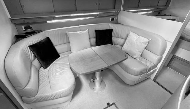 Fairline Targa 38 yacht for sale 20