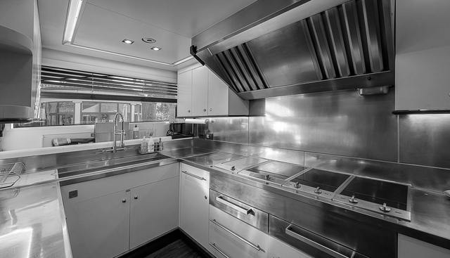 SEASCAPE V yacht for sale 24