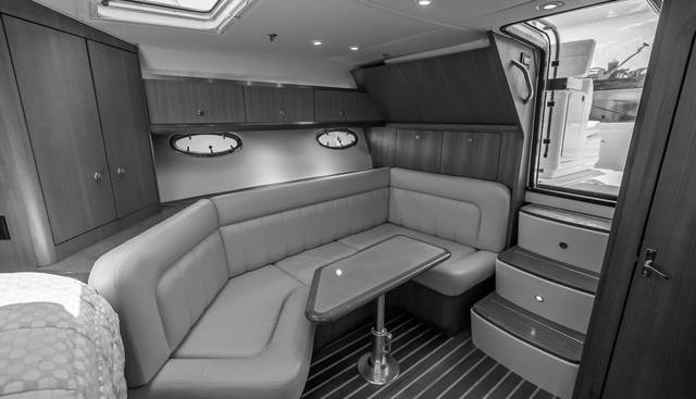 Escapade yacht for sale 18