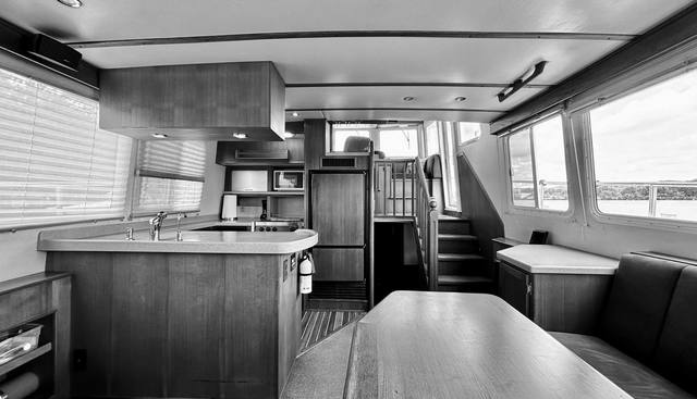 MISS MADDIE yacht for sale 18
