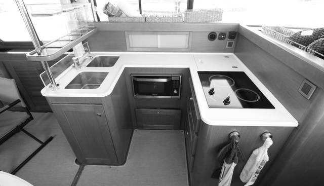 Next Chapter yacht for sale 28