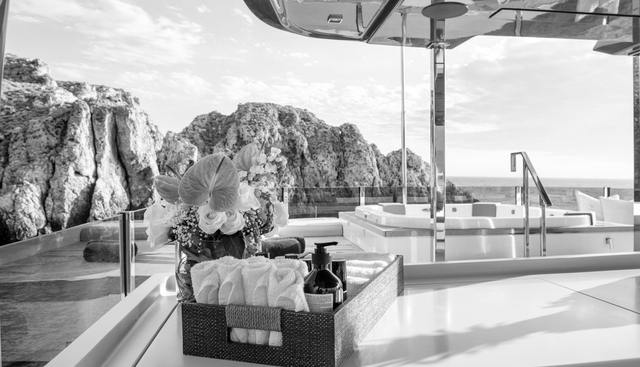 MAC ONE yacht for sale 20