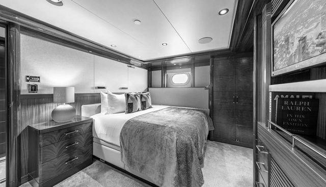 VALINOR yacht for sale 39