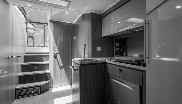 Endurance yacht for sale 40