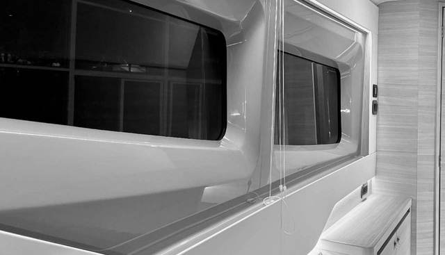 Aquila 42 Coupe yacht for sale 75