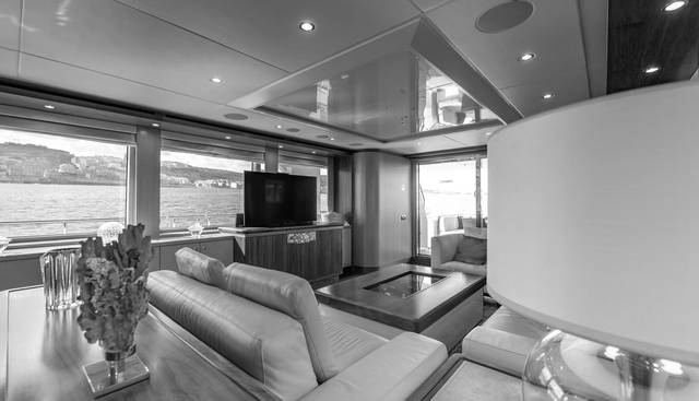 FIREFLY yacht for sale 24