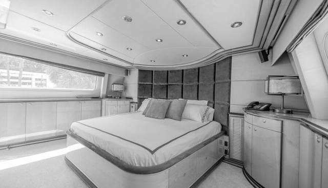 Entourage yacht for sale 70